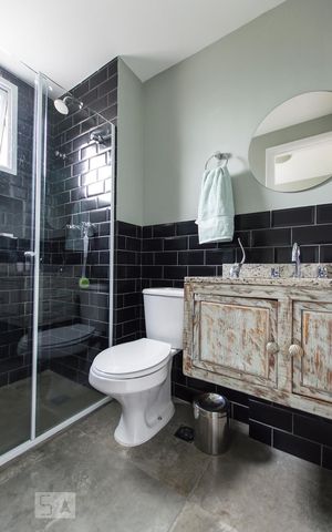 Apartamento para alugar com 100m², 2 quartos e 2 vagasBanheiro da suite
