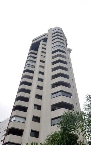 Apartamento para alugar com 98m², 3 quartos e 2 vagasfachada