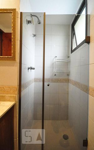 Apartamento para alugar com 98m², 3 quartos e 2 vagasdetalhe do banheiro