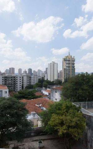 Casa à venda com 280m², 4 quartos e 2 vagasVista Sacada (térreo)