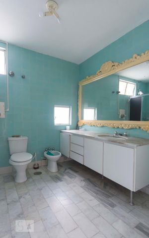 Casa à venda com 280m², 4 quartos e 2 vagasBanheiro Suíte