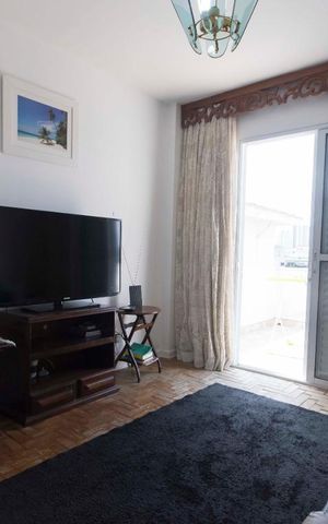 Casa à venda com 280m², 4 quartos e 2 vagasSala no andar superior