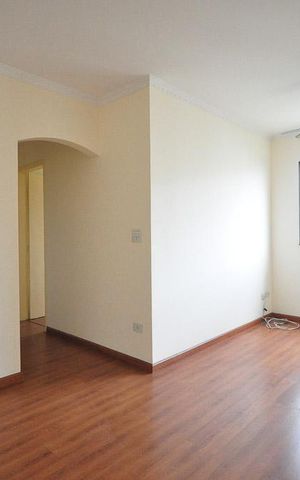 Apartamento para alugar com 72m², 2 quartos e 2 vagassala