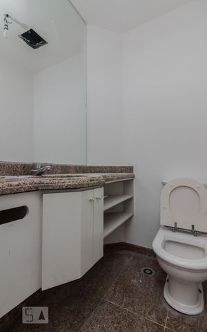 Apartamento à venda com 350m², 4 quartos e 4 vagasBanheiro 1