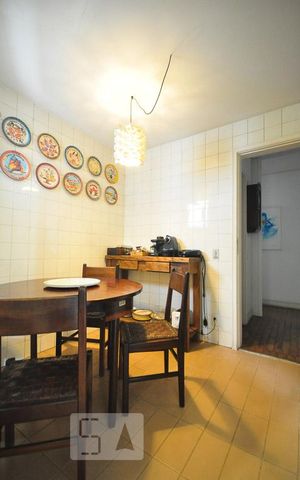 Apartamento à venda com 200m², 3 quartos e 2 vagascopa