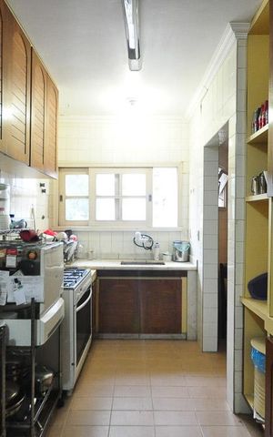Apartamento à venda com 200m², 3 quartos e 2 vagascozinha