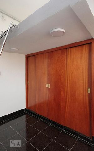 Studio à venda com 30m², 1 quarto e sem vagaArmário