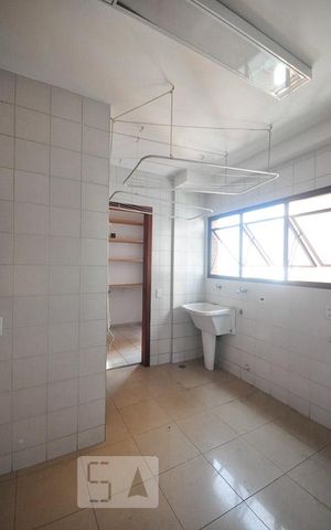 Apartamento para alugar com 141m², 3 quartos e 3 vagasárea de serviço