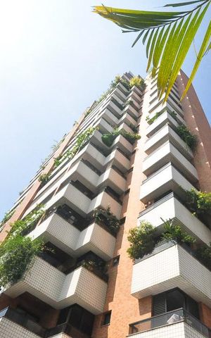 Apartamento para alugar com 141m², 3 quartos e 3 vagasfachada