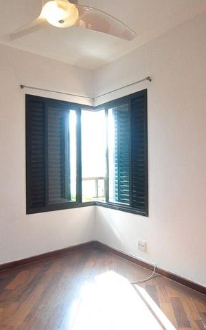 Apartamento para alugar com 141m², 3 quartos e 3 vagassuíte 1