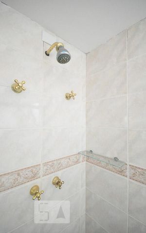 Apartamento para alugar com 141m², 3 quartos e 3 vagasdetalhe do banheiro suíte 3