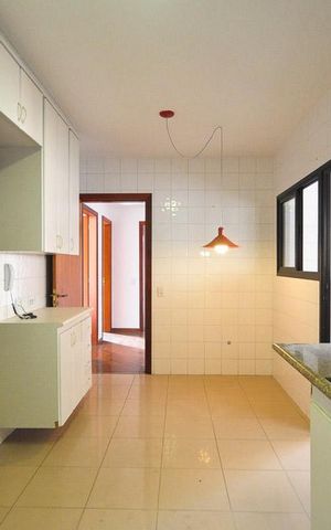 Apartamento para alugar com 141m², 3 quartos e 3 vagascozinha