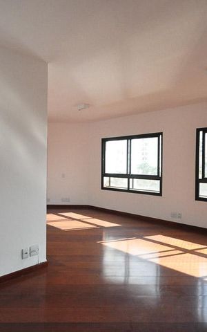 Apartamento para alugar com 141m², 3 quartos e 3 vagassala