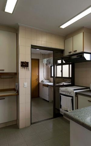 Apartamento à venda com 165m², 3 quartos e 3 vagasCozinha