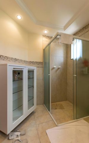 Apartamento à venda com 165m², 3 quartos e 3 vagasQuarto 3 - Suíte/ Banheiro