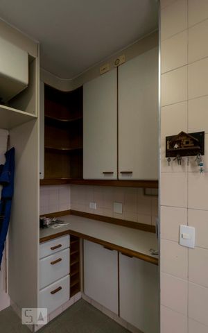 Apartamento à venda com 165m², 3 quartos e 3 vagasCozinha (Armários)