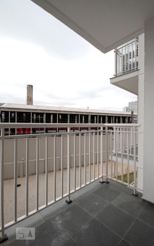 Apartamento à venda com 45m², 2 quartos e 1 vagaVaranda