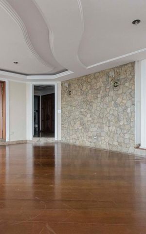 Apartamento para alugar com 220m², 3 quartos e 3 vagasSala