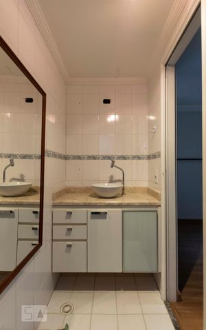 Apartamento à venda com 56m², 2 quartos e 1 vagaQuarto 2 - Suíte/ Banheiro