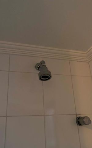 Apartamento à venda com 56m², 2 quartos e 1 vagaQuarto 2 - Suíte/ Banheiro (Chuveiro)