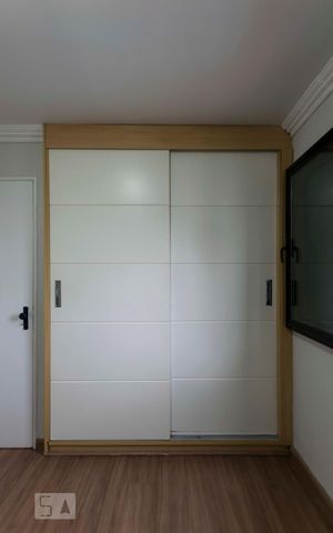 Apartamento à venda com 56m², 2 quartos e 1 vagaQuarto 1 (Armários)