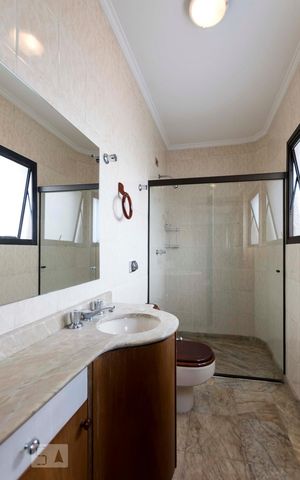 Apartamento à venda com 360m², 4 quartos e 4 vagas2o. Andar - Banheiro social
