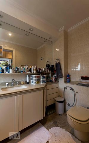Apartamento à venda com 360m², 4 quartos e 4 vagas1o. Andar - Quarto 3 - Suíte/ Banheiro