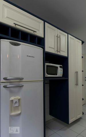 Apartamento para alugar com 133m², 3 quartos e 1 vagaCozinha (Armários)