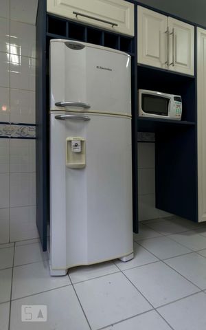 Apartamento para alugar com 133m², 3 quartos e 1 vagaCozinha (Geladeira)