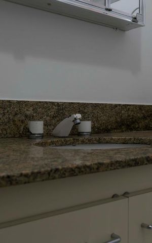 Apartamento para alugar com 133m², 3 quartos e 1 vagaBanheiro social (Torneira)