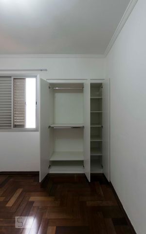 Apartamento para alugar com 133m², 3 quartos e 1 vagaQuarto 1 (Armários)