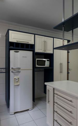 Apartamento para alugar com 133m², 3 quartos e 1 vagaCozinha