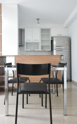 Apartamento à venda com 47m², 2 quartos e 1 vagamesa de jantar