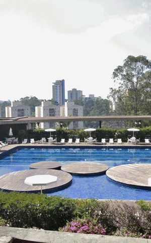Apartamento à venda com 160m², 3 quartos e 2 vagasÁrea comum - Piscina