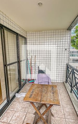 Apartamento para alugar com 55m², 2 quartos e 1 vaga Apartamento para alugar com 55m², 2 quartos e 1 vagaVaranda