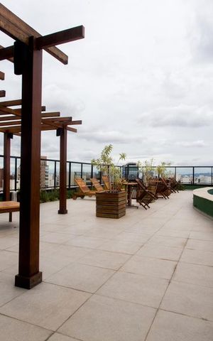 Studio para alugar com 35m², 1 quarto e 1 vaga Studio para alugar com 35m², 1 quarto e 1 vagaPiscina