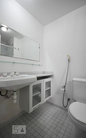 Apartamento para alugar com 72m², 2 quartos e 1 vagabanheiro suíte