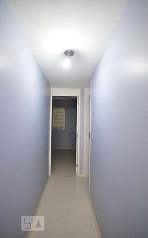 Apartamento para alugar com 72m², 2 quartos e 1 vagacorredor