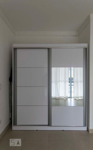 Studio para alugar com 45m², 1 quarto e sem vagaStudio (Armários)