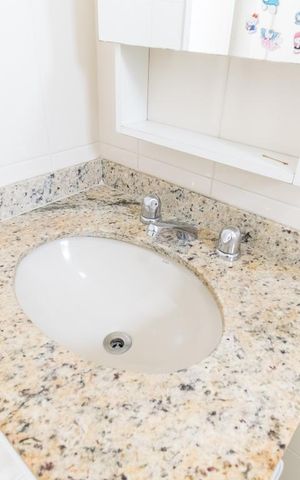 Apartamento à venda com 63m², 3 quartos e 1 vaga Apartamento à venda com 63m², 3 quartos e 1 vagaBanheiro da Suíte