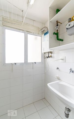 Apartamento à venda com 63m², 3 quartos e 1 vaga Apartamento à venda com 63m², 3 quartos e 1 vagaLavanderia