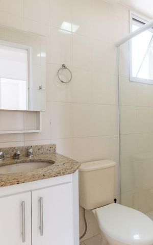 Apartamento à venda com 63m², 3 quartos e 1 vaga Apartamento à venda com 63m², 3 quartos e 1 vagaBanheiro Social
