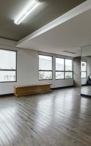 Apartamento à venda com 70m², 2 quartos e 1 vagaAcademia