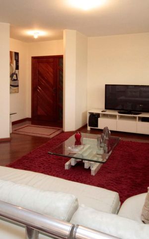 Apartamento à venda com 165m², 4 quartos e 3 vagasSala