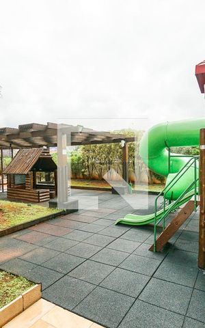 Apartamento para alugar com 180m², 3 quartos e 2 vagas Apartamento para alugar com 180m², 3 quartos e 2 vagasPlayground
