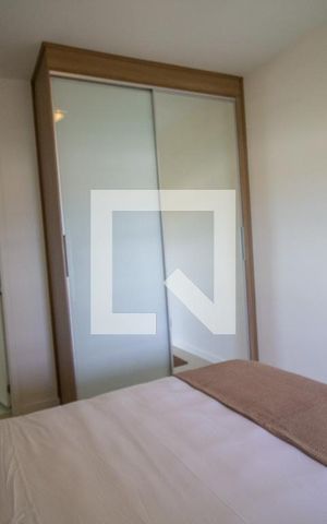 Apartamento à venda com 78m², 2 quartos e 1 vaga Apartamento à venda com 78m², 2 quartos e 1 vagaSuíte