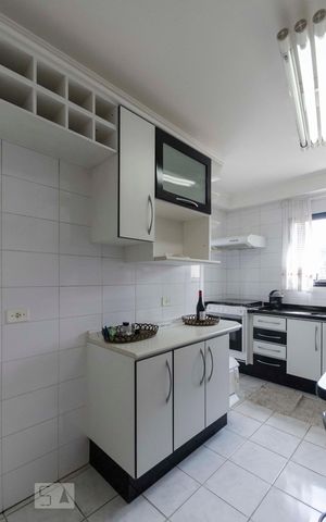 Apartamento para alugar com 63m², 2 quartos e 2 vagasCozinha
