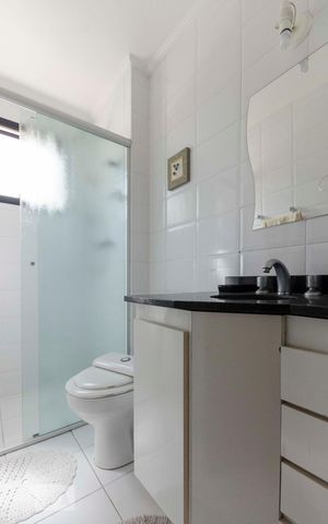 Apartamento para alugar com 63m², 2 quartos e 2 vagasBanheiro