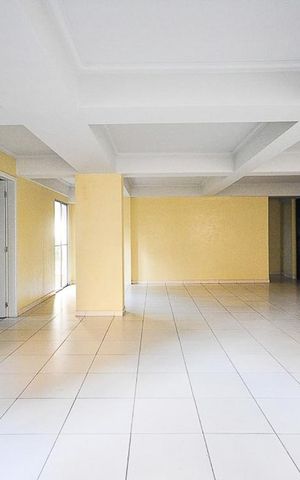 Apartamento à venda com 140m², 3 quartos e 2 vagassalão de festa