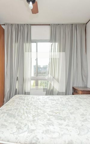 Studio para alugar com 25m², 1 quarto e 1 vaga Studio para alugar com 25m², 1 quarto e 1 vagaStudio